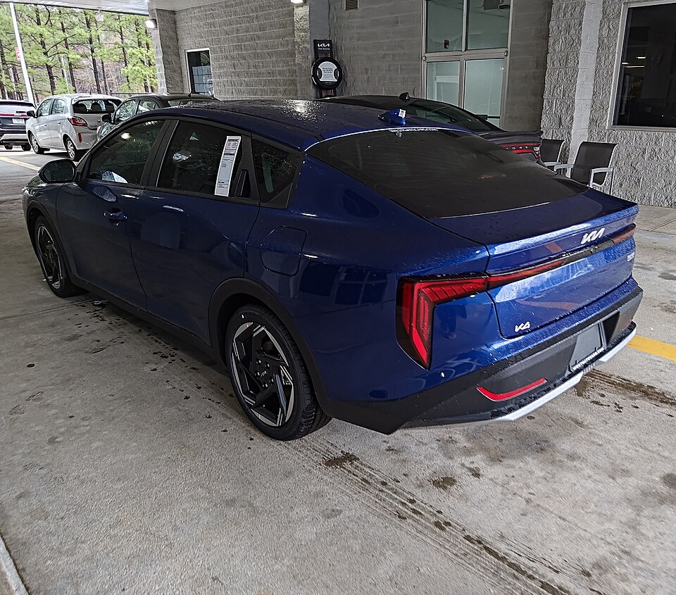 Kia K4