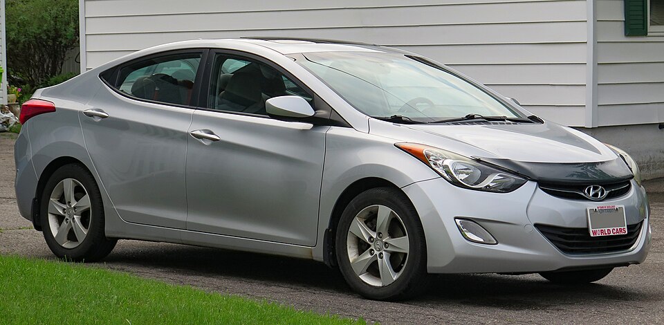 Фото модели Elantra