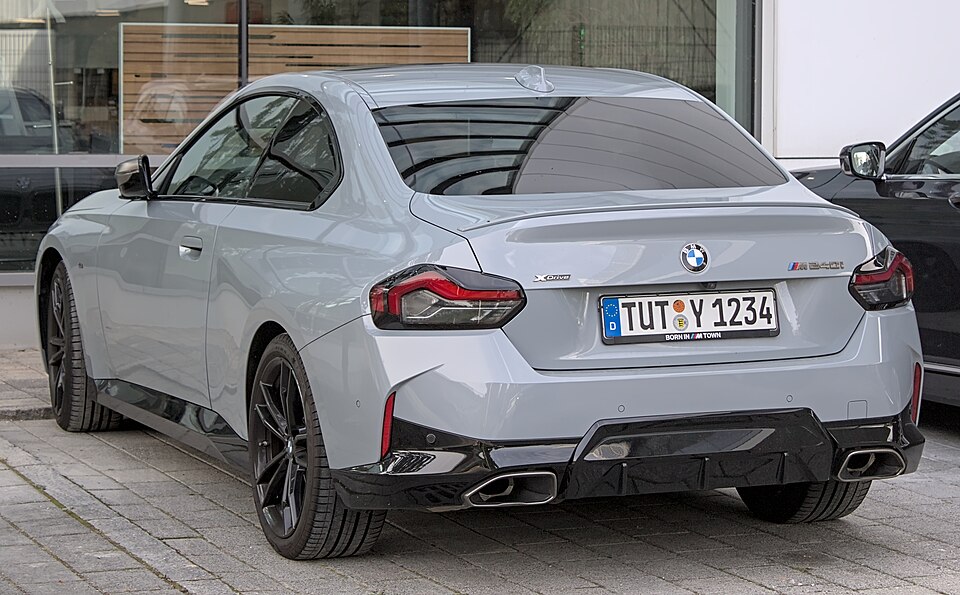 Фото модели M240i