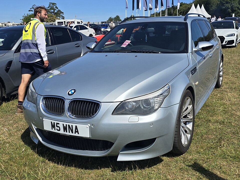Фото модели M5